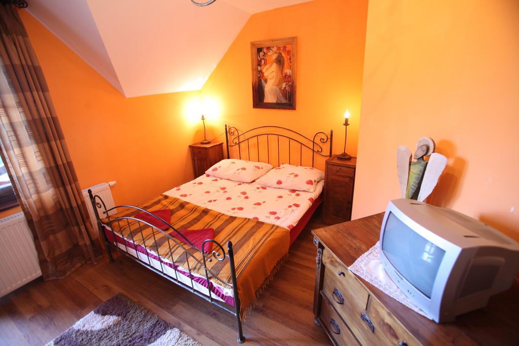 Siedlisko Brzeziniak Hotel Cisna Phòng bức ảnh